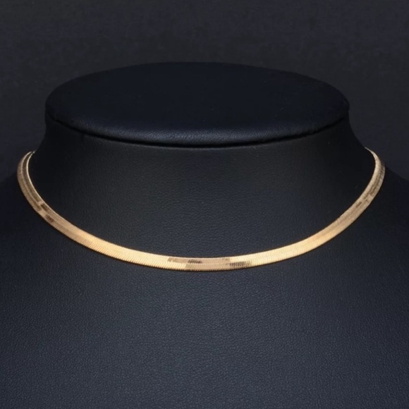 NEW GOLD HERRINGBONE FLAT CHAIN NECKLACE, NICE NECKLACE, CUTE NECKLACE - Picture 2 of 3